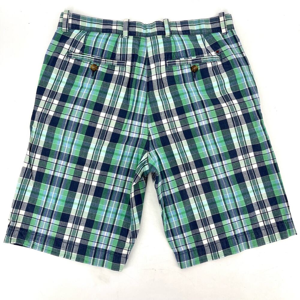 Tommy Hilfiger green plaid flat fronted mens shorts (31)‎